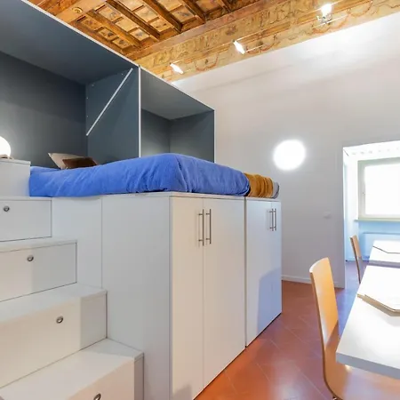 Daire Stylish Flat In *